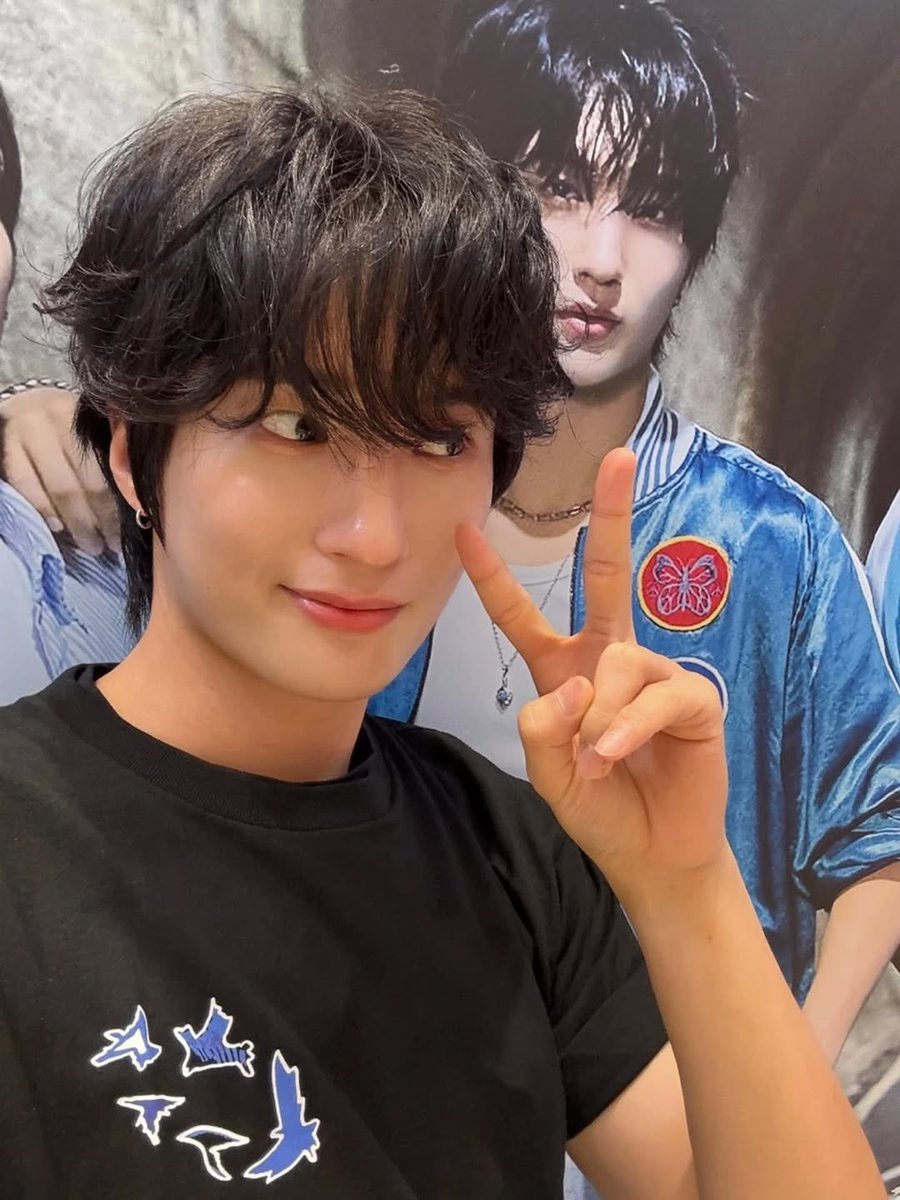 SeoulHaroo's tweet photo. DKB CRUSH ON YOU POP-UP IN TAIPEI
다크비가 타이베이 팝업스토어에 방문했닼❗️
BB와 함께해서 더 즐겁고 행복했어요🖤✨️ 소중한 추억 고마워요 BB(๑˃ᴗ˂๑)❥❥
#다크비 #DKB #FUent
#CRUSH_ON_YOU #DKB_POPUP
#DKBinTaipei https://t.co/7sUGeSMWtS