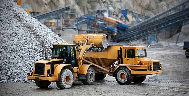 NAMIB Minerals plans to invest US$400 million over five years to restart production at its two Zimbabwean gold mines, an initiative expected to drive the company’s growth. The Nasdaq Stock Exchange-listed firm owns the Mazowe and Redwing gold mines.&gt;shorturl.at/NafuR