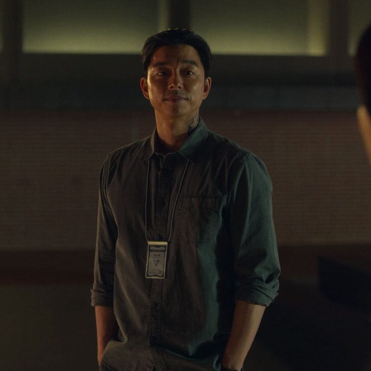 devillaint's tweet image. udah kerja sampai kotor tinggal mandinya