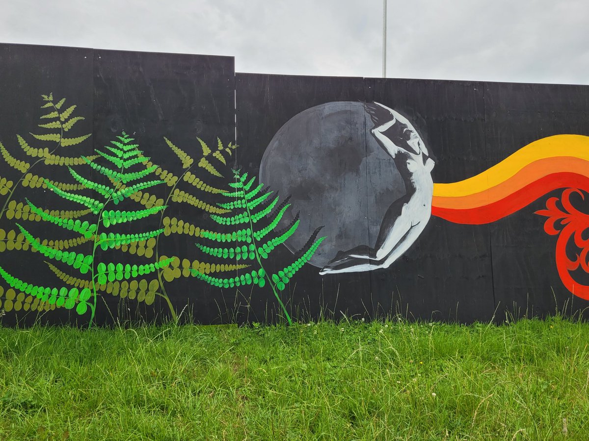Glastonbury art 🎨 👌