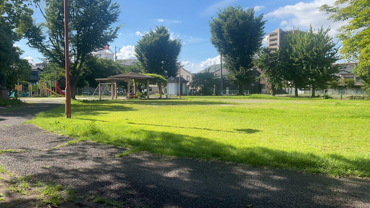 暑い
公園でポカリ飲んだ
今日も頑張った
何かご褒美が欲しい