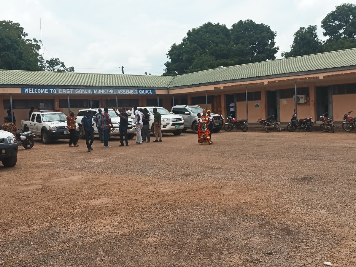 MystiqMike's tweet image. We outside in the Savannah Region #blakkpeppertours #blakkpeppertins #afroflavour #salaga #gonja #tourguide #visitghana #tourism #exploremore #explorepage #trendingreel #reelsvideo #viralreels #facebookreels #eastgonja 
@blakkpeppernews