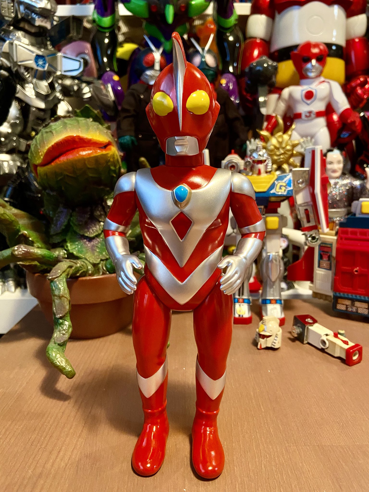 ウルトラマンゼアス 墓場の画廊 M78Toys ソフビ ウルトラマン
