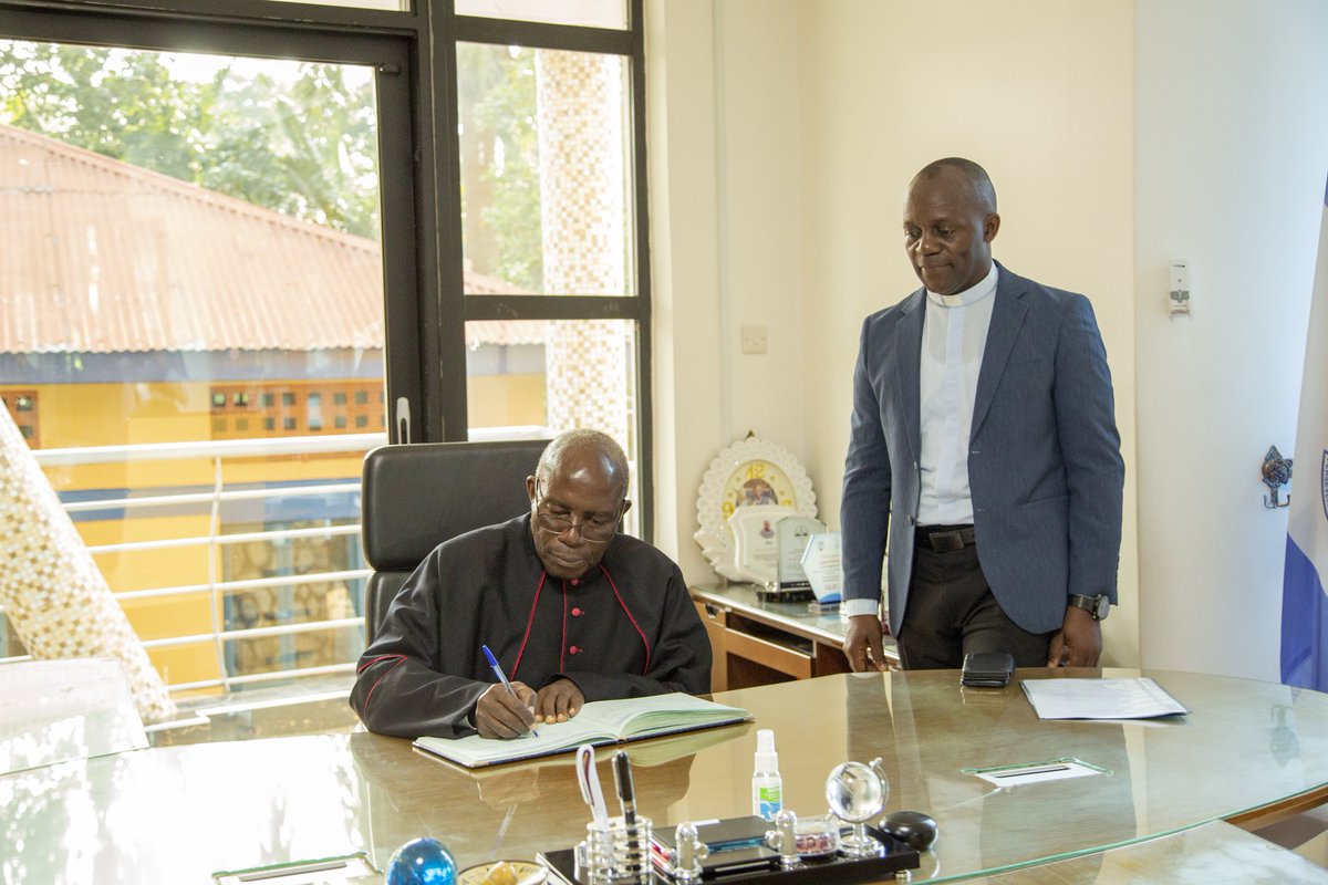 UMNamugongo's tweet image. #Namugongo@58