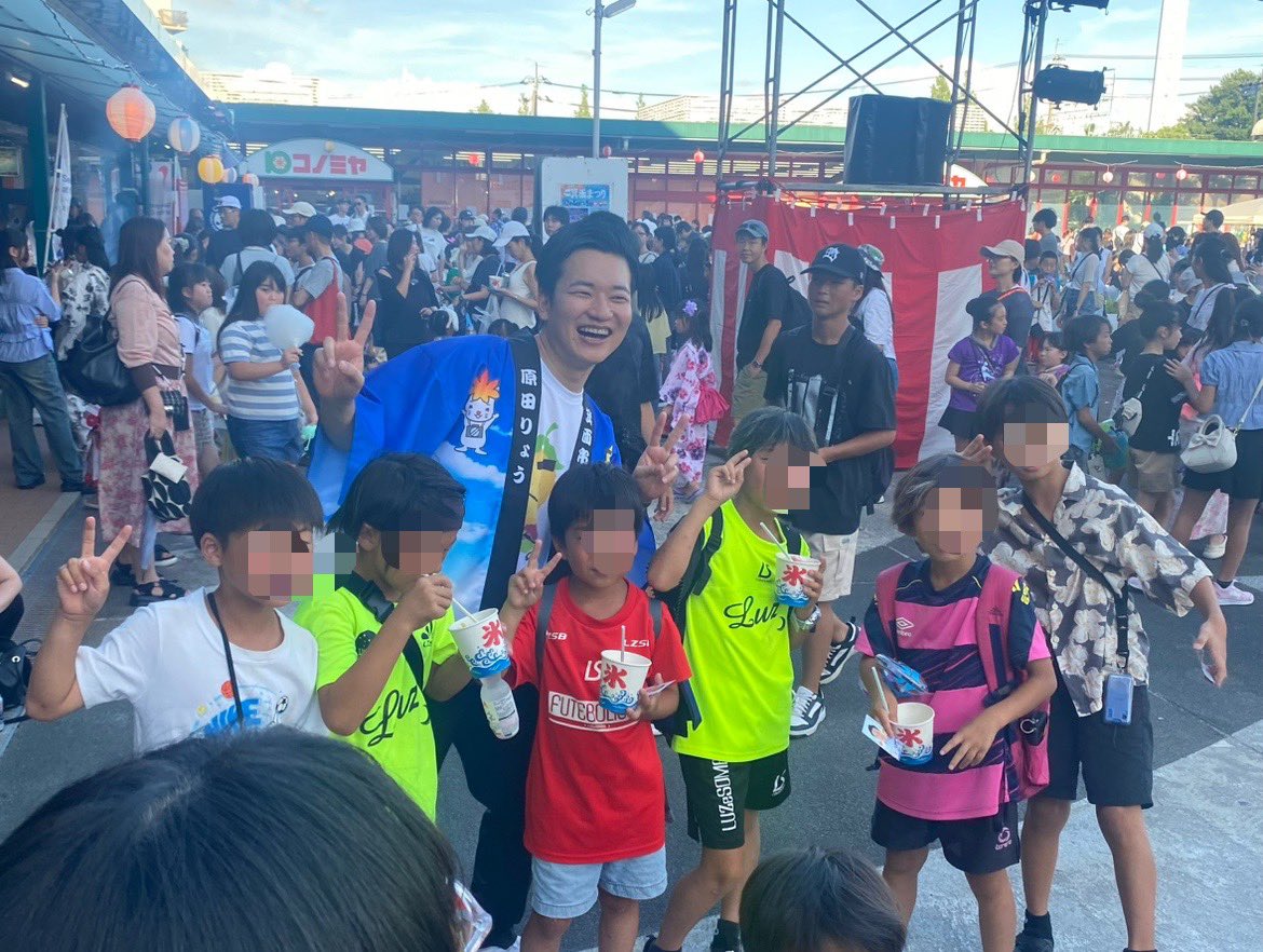 haradaryo_net's tweet image. 本日は、みのお東de愛 納涼大会が夜9時まで開催されています!箕面のお祭り第一弾。今後、箕面駅前の箕面納涼の夕べは7月26日・7月27日、桜井駅前の桜井サマーフェスティバルは8月23日・8月24日開催です!(※箕面まつりは、10月4日・10月5日)…