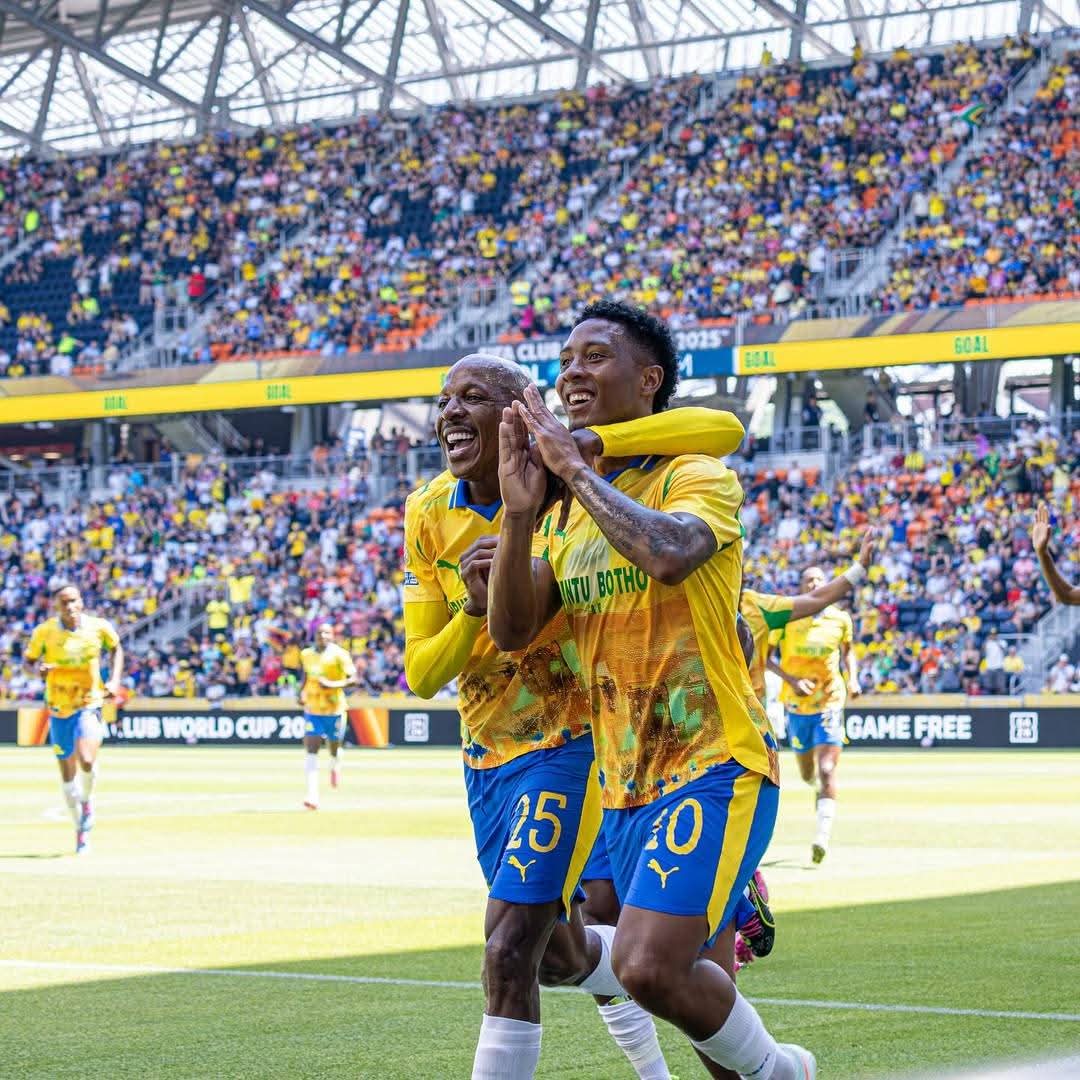 GFsallas's tweet photo. @FIFACWC @Masandawana Thank you for honoring our Golden Boy 🇧🇷" Speed Point" #wearemamelodisundowns it was a great honor for us to play against the Worlds best, Respect to all Teams we played at CWC, we learned a lot https://t.co/iFeOwSMxsl