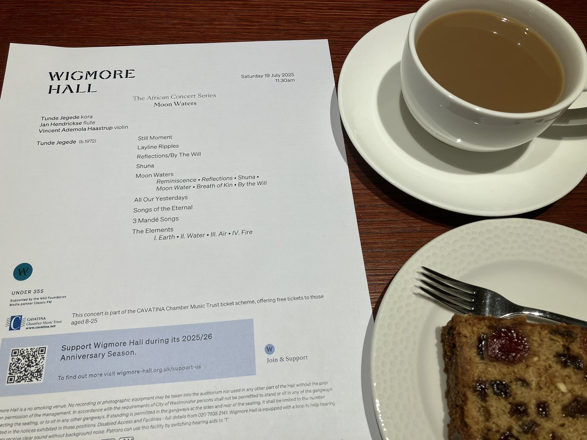 Adrian_Specs's tweet image. First @AfricanSeries gig starting shortly. Tunde Jegede always brilliant live. Looking forward! @wigmore_hall
