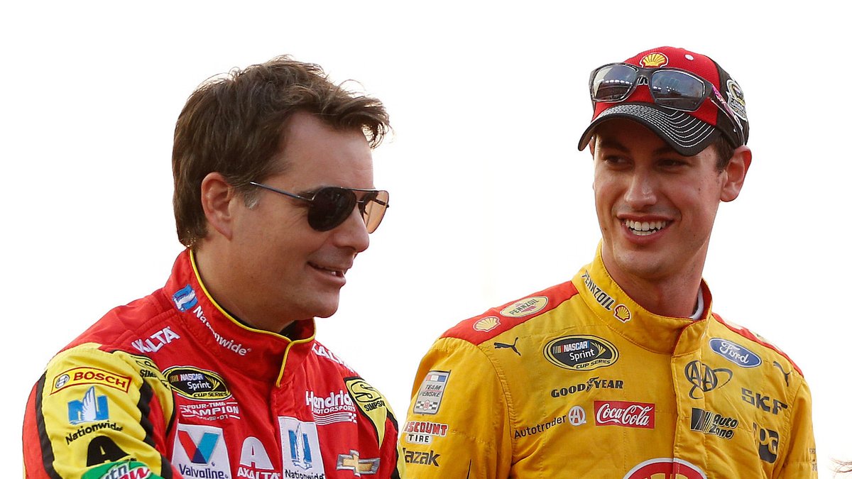 JGinfo's tweet image. Joey Logano on making his 600th consecutive #NASCAR Cup series start: "I feel like I got a long way to go. There's an Iron Man award. That's like 780 consecutive starts or something. Jeff Gordon has it and I'm coming for him." (Jeff's record is 797 consec starts)