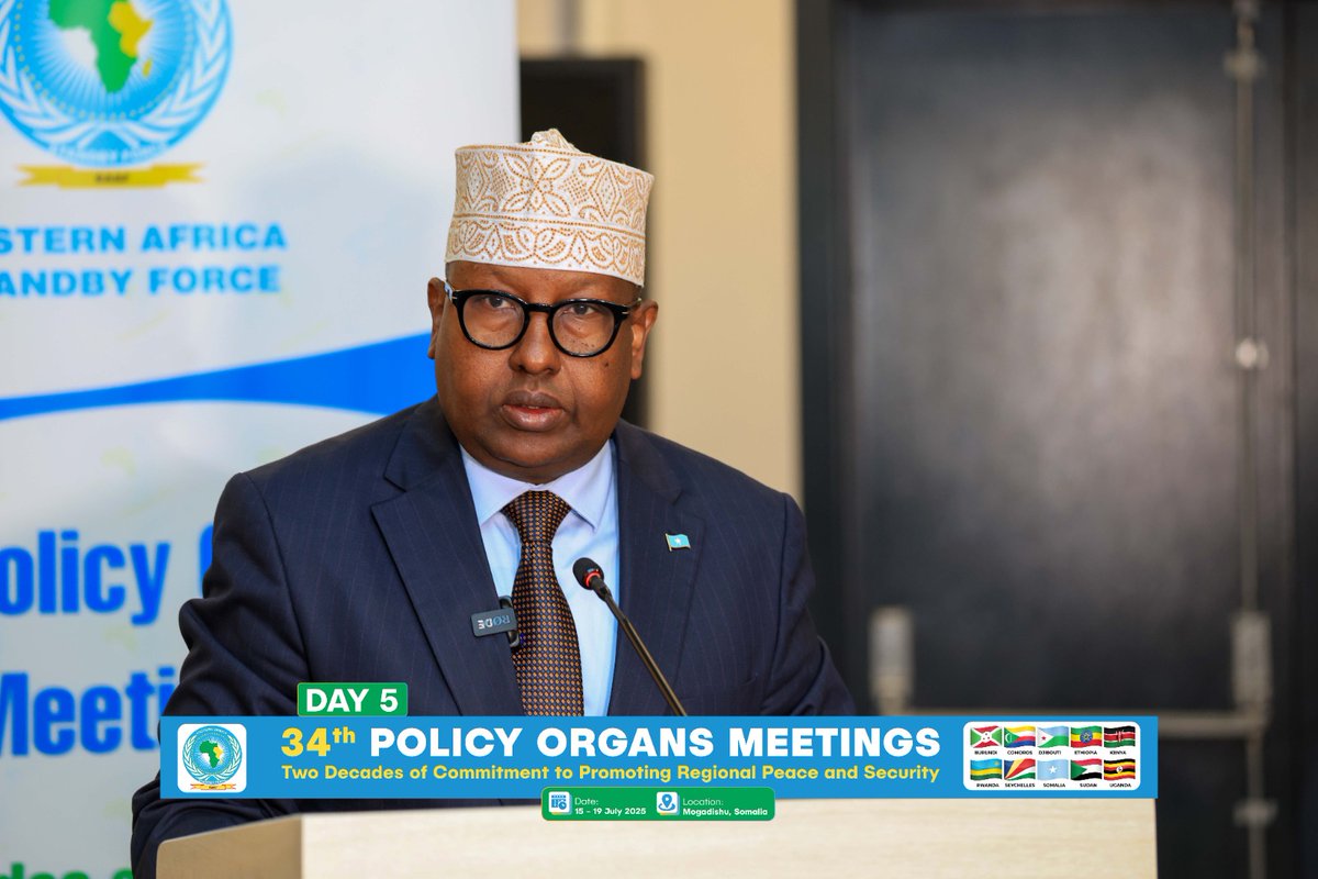 MoDSomaliya's tweet image. The Minister of Defence, H.E. Ahmed Moallim Fiqi, who also serves as the current Chair of the Council of Ministers of Defence of the Eastern Africa Standby Force (EASF), officially opened the fifth and final day of the 34th EASF Policy Organs Meetings in Mogadishu today.
In his…