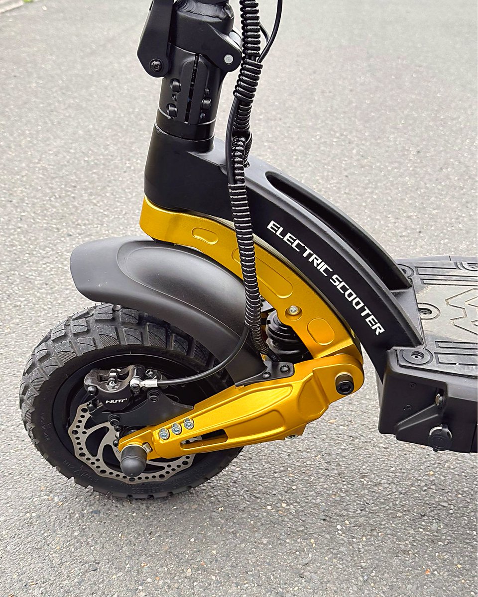 Ootd_Scooters's tweet photo. Unleash your all-around riding fun with the S30!

With dual 1200W motors and a responsive 35.98Nm of torque, the S30 delivers the power you need for smooth city cruising—and the muscle to conquer rough trails when adventure strikes. 🌄

#OOTDS30 #OOTD #electricscooter #evs https://t.co/BJG8gkB3V1