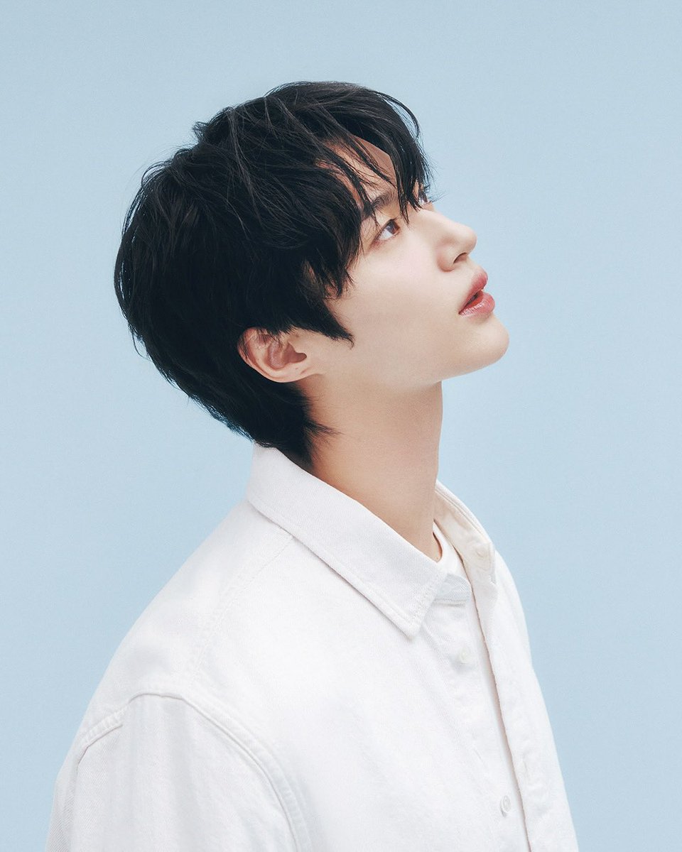 sunlight_930's tweet image. 얼굴도 얼굴 피지컬도 피지컬인데
마음이 젤루 이쁜 사람🤍