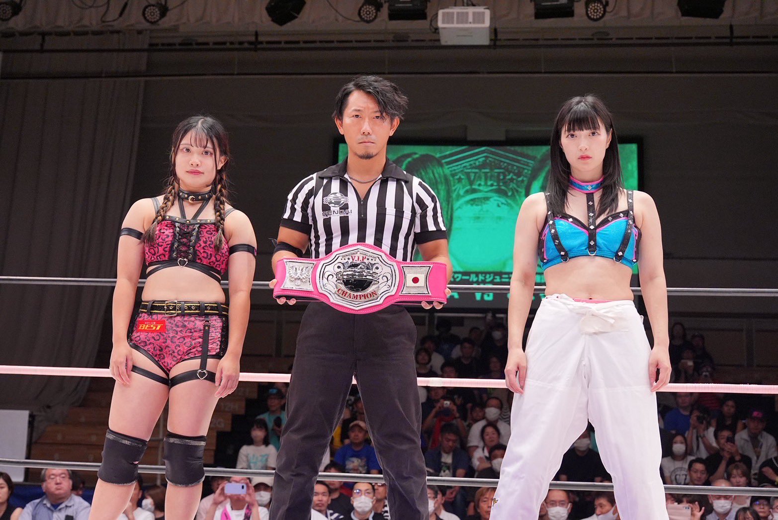 【限定品・非売品】女子プロレス里村明衣子引退試合ロイヤルシート記念品フィギュア 里村明衣子 -THE FINAL-グッズSHOP-SENJOにて販売開始