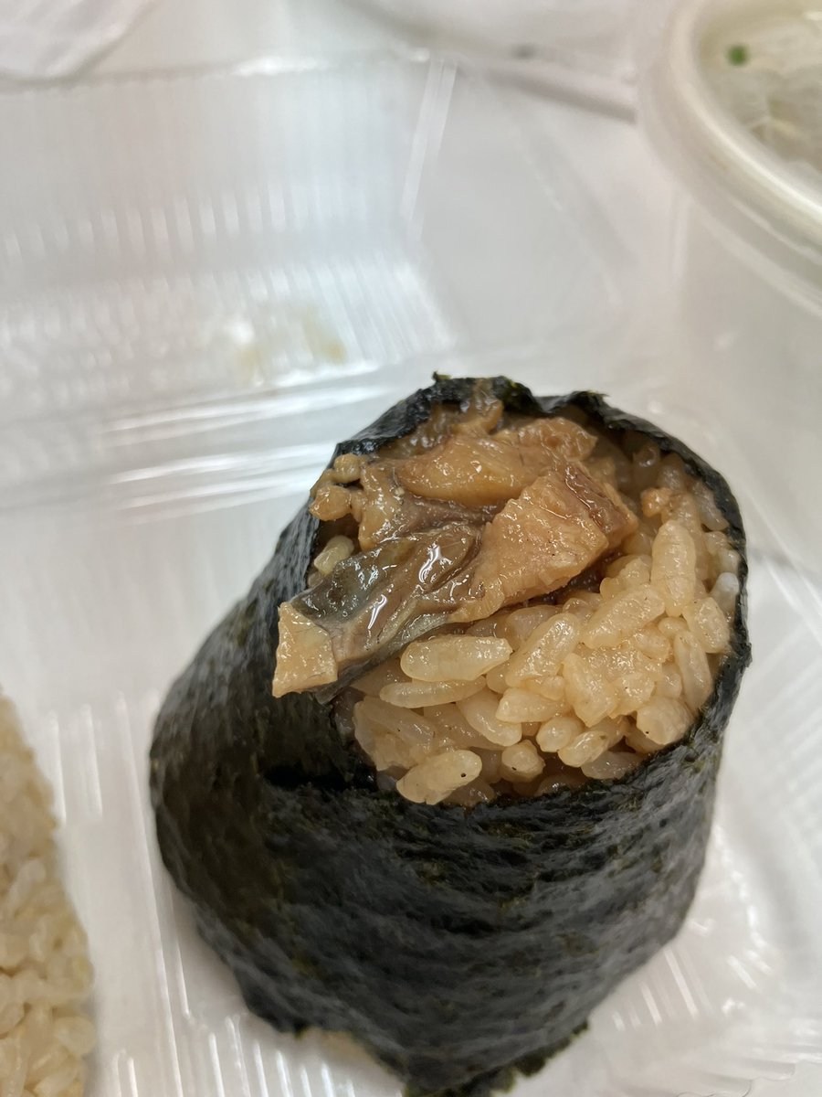 zMo1gPBoPYj5hLI's tweet image. うなぎ食べたくて食べたくてとりあえず鰻のおにぎりで我慢!と思って買ったけど全然鰻を感じることが出来なかった...😣
やっぱり鰻重が食べたい😫