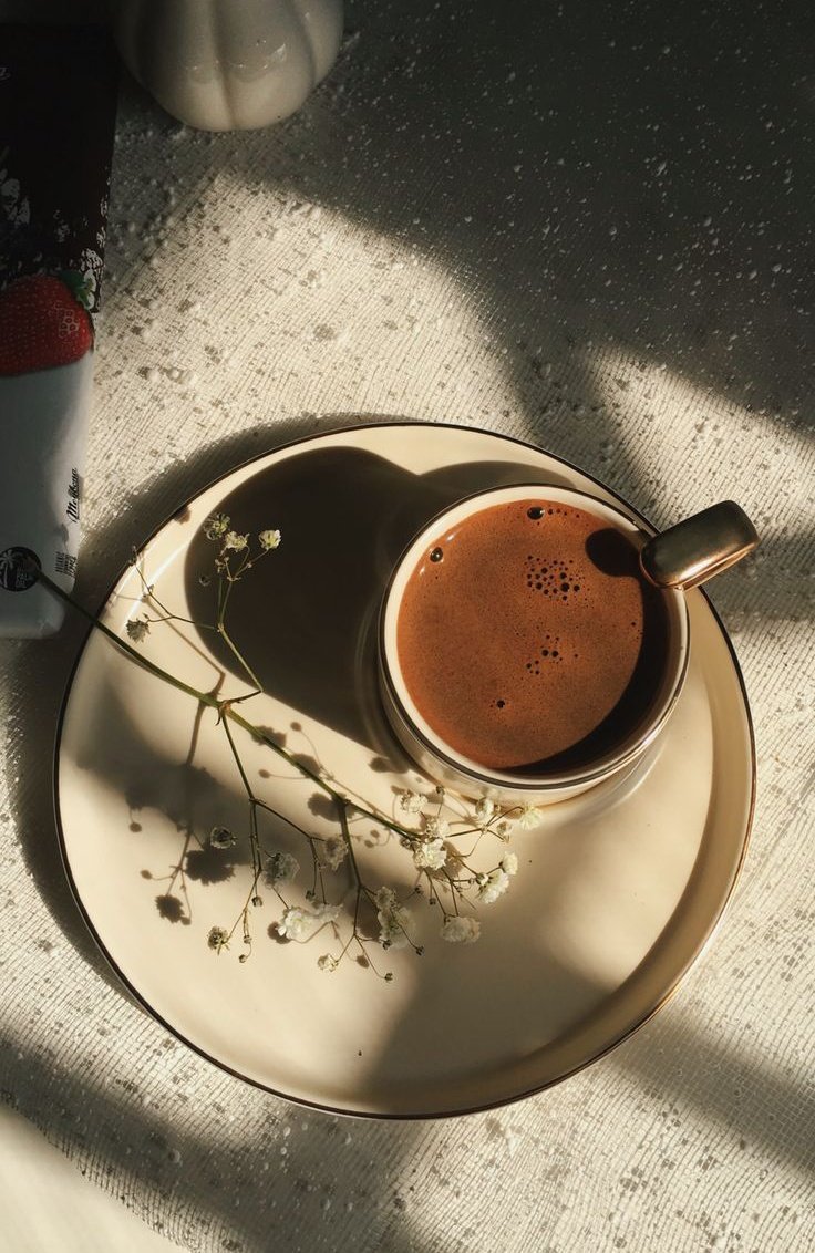 مسـاء الخيـر 
قهـــوة ولا شــــاي ☕
َ
#مساء_الخير_والسعاده