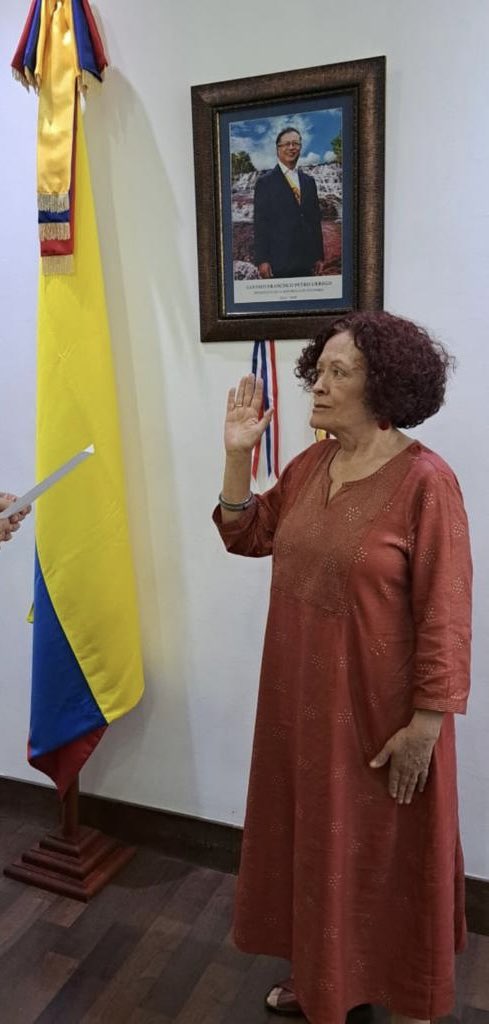 Con la designación de Vilma Velásquez como embajadora y la apertura de la sede diplomática en Puerto Príncipe, Colombia y Haití fortalecen su relación estratégica.

Una decisión que acerca a dos pueblos unidos en la lucha por la independencia. 

La próxima semana llega a Haití