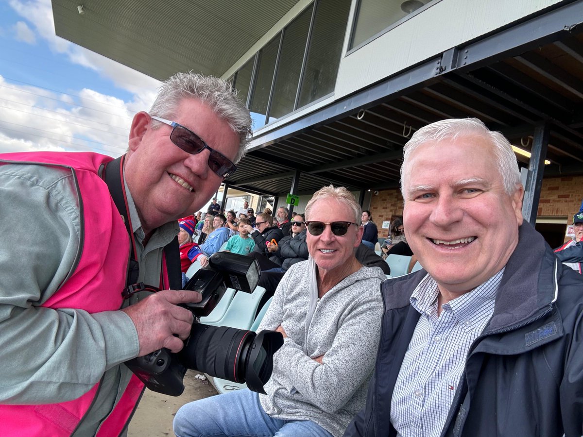 M_McCormackMP's tweet image. Big changes in the Riverina media landscape with two notables moving on … Peter Mahoney retiring after more than half a century in Riverina newspapers & radio & @WINNews_Riv cameraman James Saligari returning to Sydney to join @9NewsSyd. Thx & best wishes for the future to both.