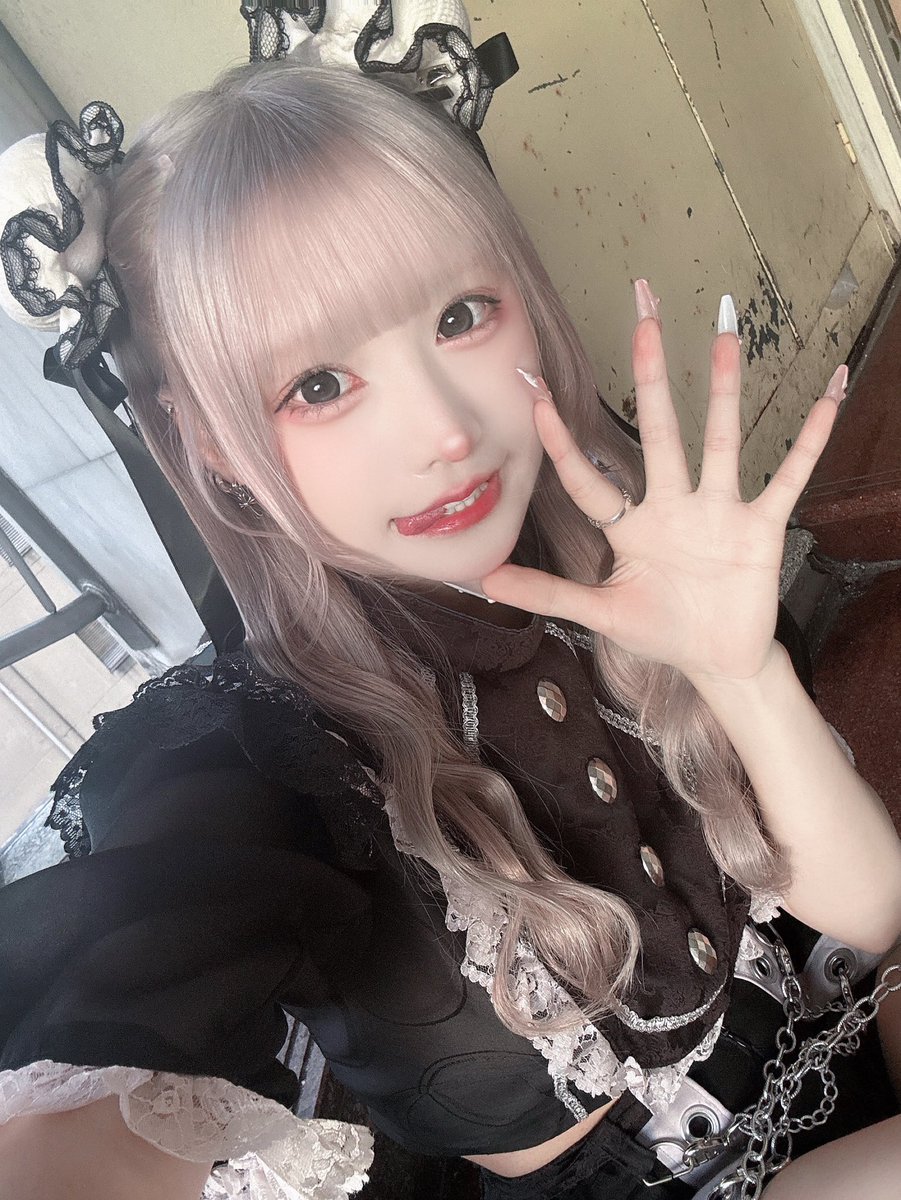 楮代 える (@7x_isclm_o) on Twitter photo 