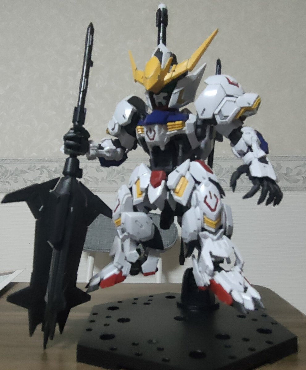 gunpla_U's tweet photo. 上げ直しです✨墨入れだけでデカールが未だですが完成満足度高めです✨
#MGSDバルバトス
#ガンプラ好きな人たちと繋がりたい https://t.co/HCUpq3CPiO