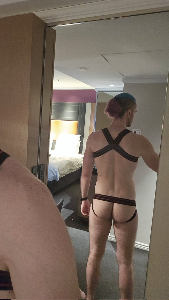 Full length mirrors... am I right?