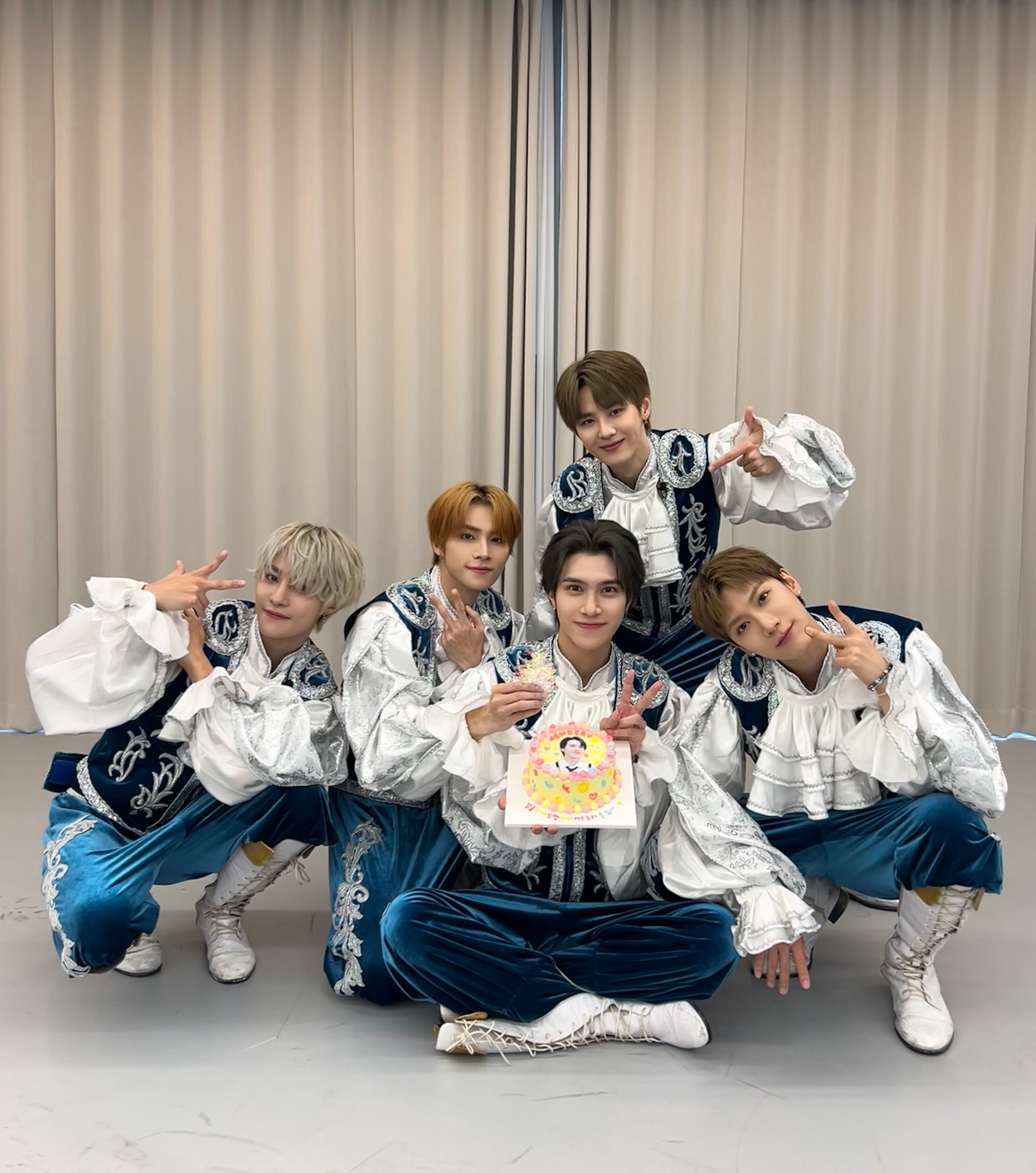 WayV 威神V NCT テン 未公開　ポラロイド WayV 威神V NCT テン 未公開 ポラロイド - メルカリ｜K-POP・アジア