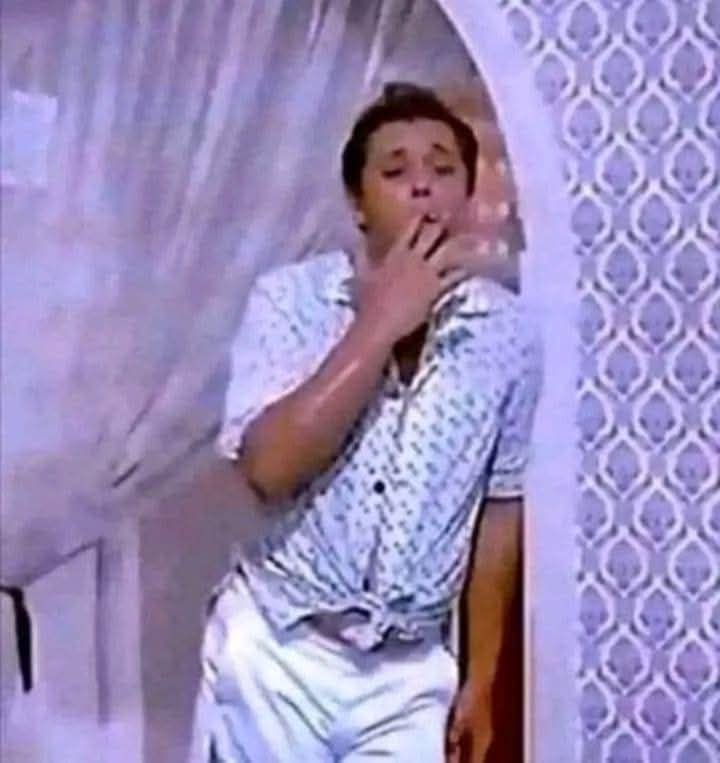 صدقنى ليس عليك فعل ما يفعله الجميع ،
فاختلافك هو ما يميزك ....
