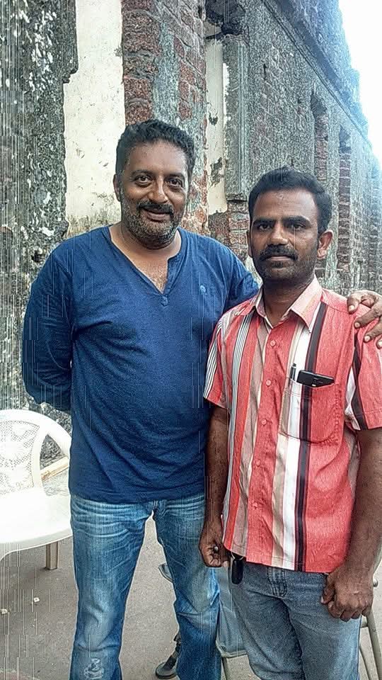 Shantha Gowda (@bsgowdru7421) on Twitter photo <a href="/prakashraaj/">Prakash Raj</a>
ಓಲ್ಡ್ ಗೋವಾದಲ್ಲಿ, 'Tadka ' ಸಿನಿಮಾ ಶೂಟಿಂಗ್ ಸಮಯದಲ್ಲಿ ನಿಮ್ಮೊಂದಿಗೆ ತೆಗೆದ ಚಿತ್ರ.
ಗ್ರಾಹಕರಿಗೆ ಪ್ರಾಮಾಣಿಕವಾಗಿ ಪಾರದರ್ಶಕ ಮೀಟರ್ ಸೇವೆ ನೀಡಲು 'ನಗರ ಮೀಟರ್ app' ಬಗ್ಗೆ ವೃತ್ತಿ ಪರ ಚಾಲಕರಿಗೆ ನೀವೂ ನೀಡಿದ ಸಂದೇಶ ನಮಗೆ ಸ್ಫೂರ್ತಿದಾಯಕ.
ವೃತ್ತಿಪರ ಚಾಲಕರ ಪರವಾಗಿ ತುಂಬು ಹೃದಯದ ಧನ್ಯವಾದಗಳು... 🙏 <a href="/prakashraaj/">Prakash Raj</a>
ಓಲ್ಡ್ ಗೋವಾದಲ್ಲಿ, 'Tadka ' ಸಿನಿಮಾ ಶೂಟಿಂಗ್ ಸಮಯದಲ್ಲಿ ನಿಮ್ಮೊಂದಿಗೆ ತೆಗೆದ ಚಿತ್ರ.
ಗ್ರಾಹಕರಿಗೆ ಪ್ರಾಮಾಣಿಕವಾಗಿ ಪಾರದರ್ಶಕ ಮೀಟರ್ ಸೇವೆ ನೀಡಲು 'ನಗರ ಮೀಟರ್ app' ಬಗ್ಗೆ ವೃತ್ತಿ ಪರ ಚಾಲಕರಿಗೆ ನೀವೂ ನೀಡಿದ ಸಂದೇಶ ನಮಗೆ ಸ್ಫೂರ್ತಿದಾಯಕ.
ವೃತ್ತಿಪರ ಚಾಲಕರ ಪರವಾಗಿ ತುಂಬು ಹೃದಯದ ಧನ್ಯವಾದಗಳು... 🙏