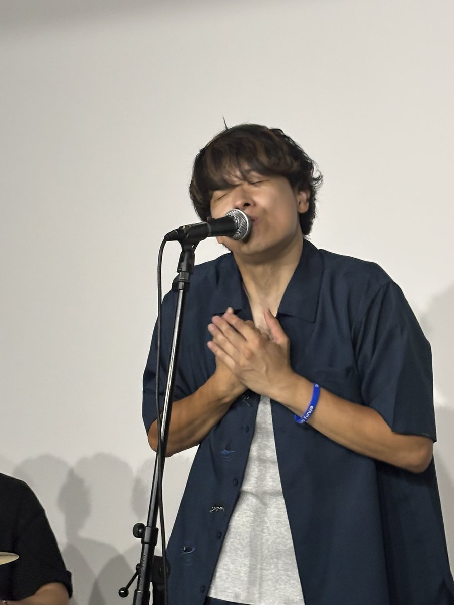 chiechiffon1111's tweet image. 今日は、#フルヤトモヒロ　さん
ワンマンライブで　#Connexion   さんへ。フルヤさんの歌声を聴け、主催の皆様、ファンのの皆様、ご出演の皆様とお話ができて楽しかったです。意外な接点もあって嬉しかったな🤭素敵な時間をありがとうございました。元気を頂けました。皆様ありがとうございました🙇‍♀️