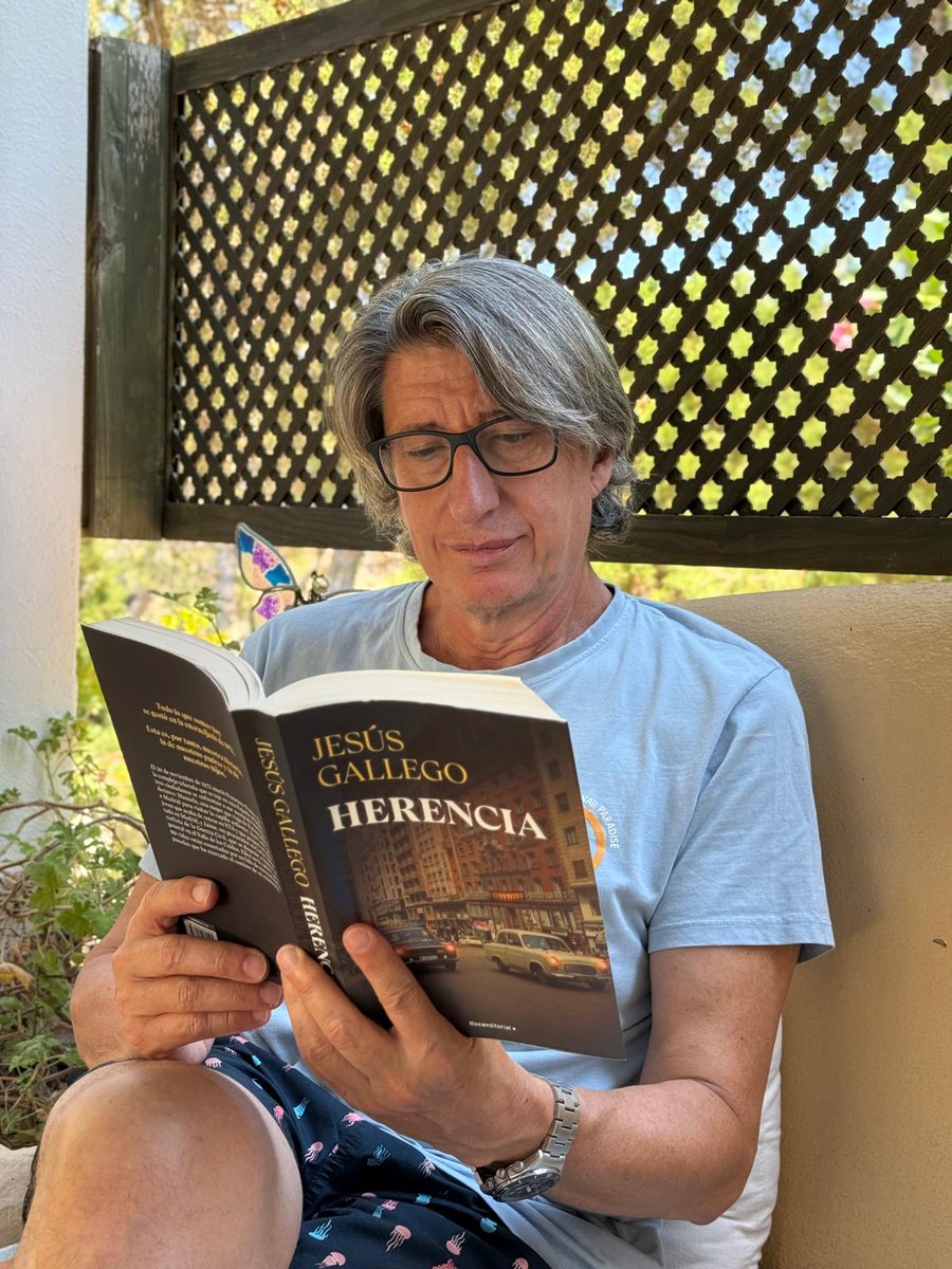 JUAN CARLOS RIVERO (@jcriverotv) on Twitter photo Herencia es una lectura imprescindible para conocer la dureza del franquismo. Ambientada en su final acaba con una sorprendente ucronía. Que nunca más nada semejante vuelva a repetirse. Enhorabuena <a href="/JGALLEGOonfire/">JesúsGallego🐬</a> 👏👏👏 Herencia es una lectura imprescindible para conocer la dureza del franquismo. Ambientada en su final acaba con una sorprendente ucronía. Que nunca más nada semejante vuelva a repetirse. Enhorabuena <a href="/JGALLEGOonfire/">JesúsGallego🐬</a> 👏👏👏