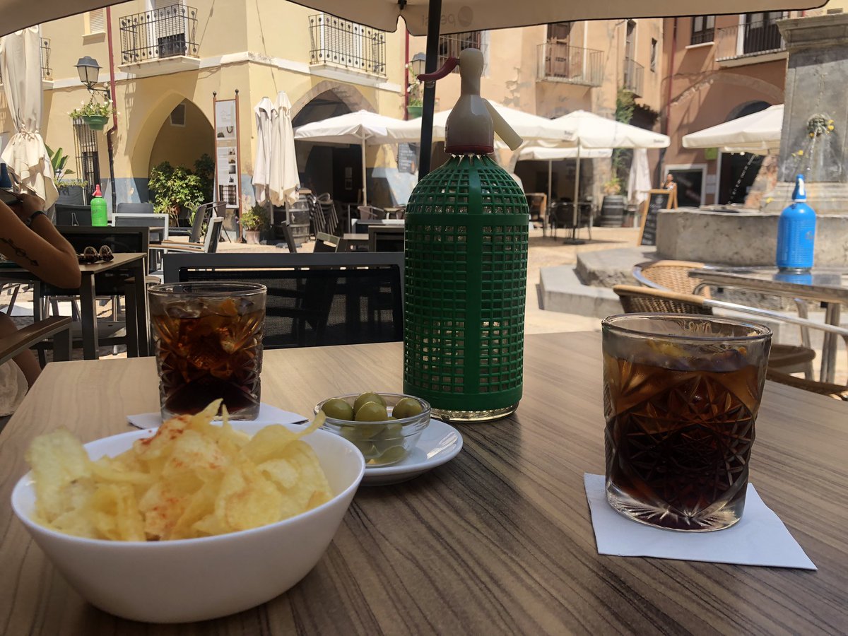 Si me queréis, venirse
#FontdeDins
#Vvermouth