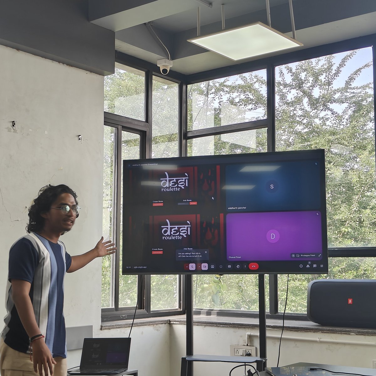 <a href="/shipyard_/">Shipyard</a> <a href="/SuperteamIN/">Superteam India</a> <a href="/Sidd_coder/">Siddharth Panchal</a> <a href="/SuperteamEarn/">Superteam Earn</a> <a href="/Web3Vadodara/">Web3 Vadodara</a> <a href="/JayNirmal2829/">jay</a> <a href="/yashmeh39658571/">Yash Mehta</a> <a href="/bhaavya_mehta/">bhaavya</a> <a href="/Parthsoni3010/">Parth soni</a> <a href="/diyanakaku05/">Diyana</a> Coming up, we have desi-not-videshi-roulette.vercel.app by <a href="/Repo_Dhaval/">Dhaval Patel</a> , <a href="/vipra_dave/">Vipra Dave</a> &amp; <a href="/dhyaniupadhyayy/">Dhyani Upadhyay</a>  

An interesting Indian-conceptualized roulette game in which u have to guess takes and real / fake bullets...

#shbyapexia