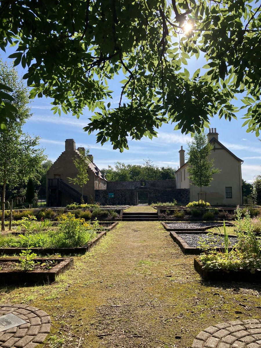 ProvanHall's tweet image. We&apos;re recruiting an experienced evaluation consultant to review and report on the 2-year engagement project we&apos;ve been delivering at Provan Hall, thanks to the generosity of @HeritageFundSCO. If you could be who we&apos;re looking for, find out more at provanhall.org/opportunities
