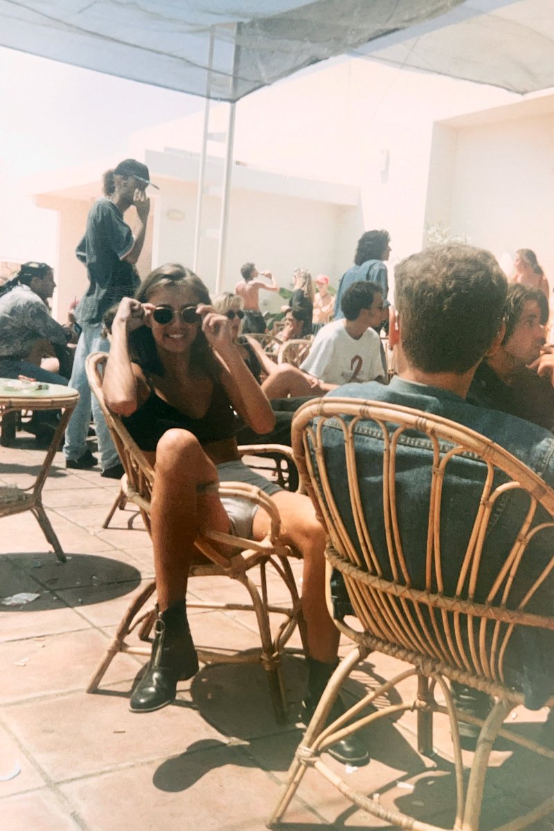 Space, Ibiza 1992

Photo Credit ▶️ @franky2005amber 

#space #ibiza #ibizapast #spaceibiza #balearic #nineties #90s