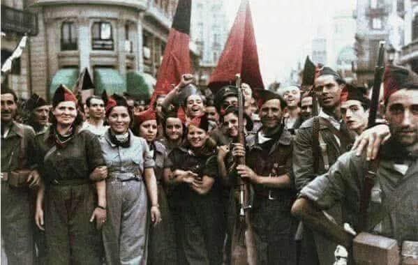 DelgadoSero's tweet image. «Γιατί η ιστορία του ανθρώπου δεν έχει τέλος, είναι η ιστορία της ελευθερίας. Και μέσα σε αυτήν, οι άξεστοι εργάτες και οι ξωμάχοι αγρότες της Καταλονίας, της Αραγονίας, των Αστουριών, υπήρξαν οι πρώτοι αληθινοί ενήλικες ανάμεσά μας: Χωρίς θεό και χωρίς αφέντη».
