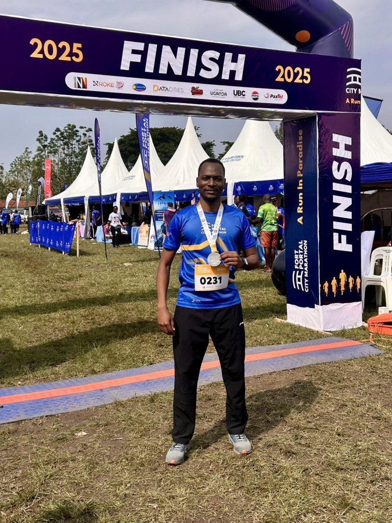 DrAhimbisibweP's tweet photo. Indeed a run in paradise! 

The Fort Portal City Marathon. 
21km done and dusted with 7:45 mins/km✅.

Tooro Kokasemera. @FPcitymarathon https://t.co/6yhPpiOGkM