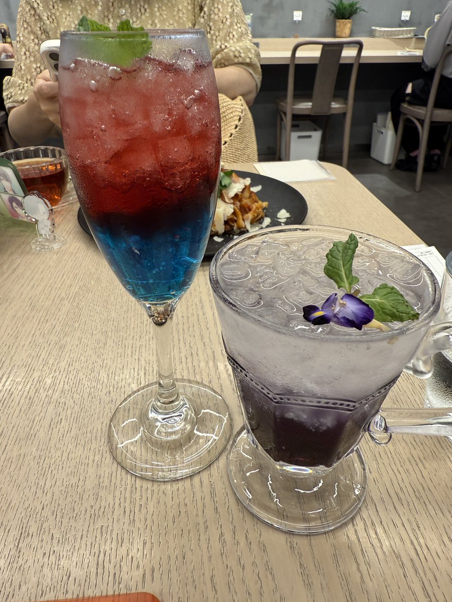 改めまして、らぶﾌｫﾛﾜ~・すないろさんとコリパデート〜♪こりーくん作品集結しているから(おんえあくんだけ未履修)何来ても「わ〜! うれしい〜!!」状態ではっぴー。

ランチョンマットはmhykだったよ〜