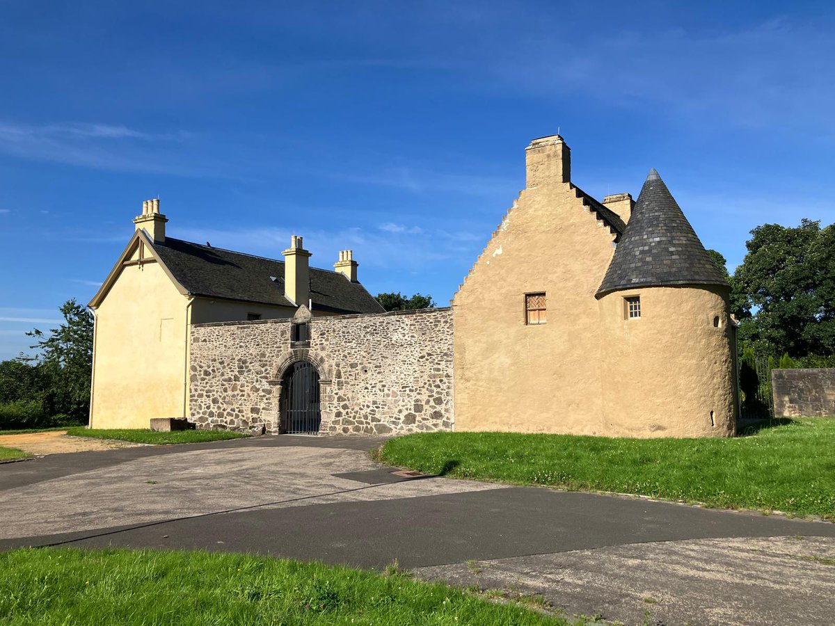 ProvanHall's tweet image. We&apos;re recruiting an experienced evaluation consultant to review and report on the 2-year engagement project we&apos;ve been delivering at Provan Hall, thanks to the generosity of @HeritageFundSCO. If you could be who we&apos;re looking for, find out more at provanhall.org/opportunities