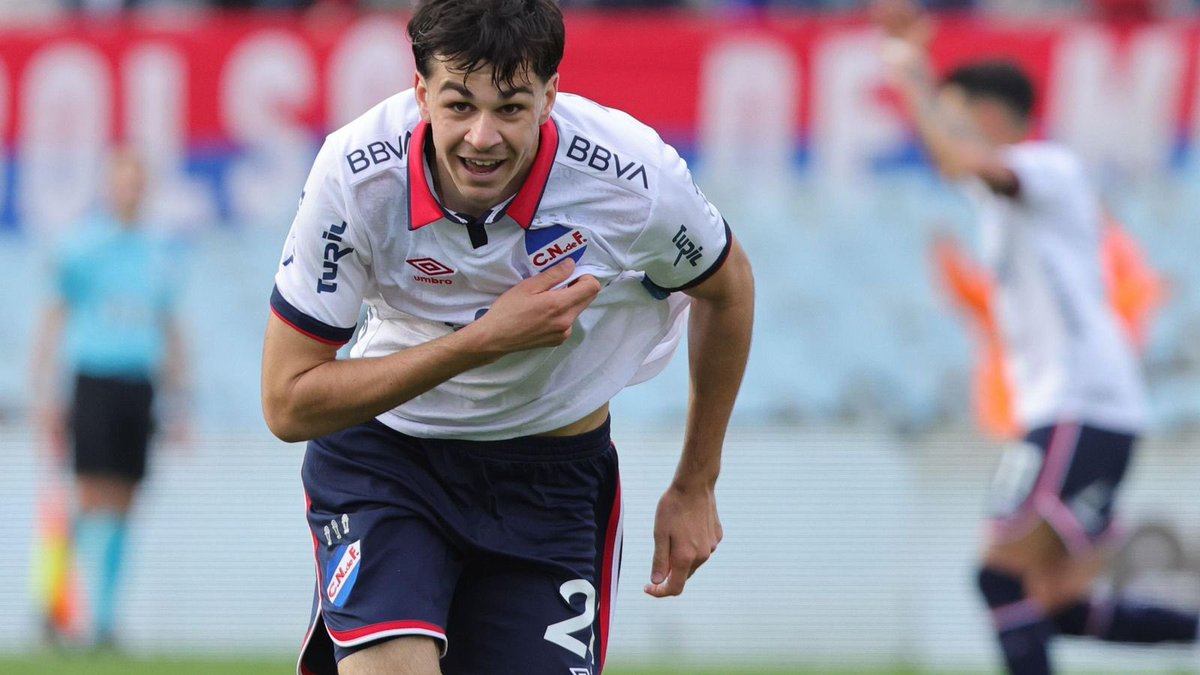 🚨Según apuntan diferentes informaciones el <a href="/CDMirandes/">Club Deportivo Mirandés</a> sería el mejor colocado para conseguir la cesión de Gonzalo Petit. 

👉🏻 Valladolid, <a href="/Cadiz_CF/">Cádiz Club de Fútbol</a> y otros equipos de segunda habrían preguntado también por el uruguayo. 

👉🏻 En el Betis lo ven como un gran proyecto.