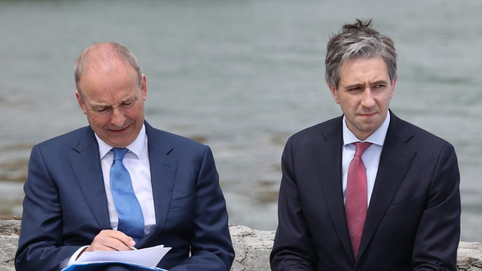 Editorialz's tweet image. Boris Johnson once dubbed Keir Starmer a "Pointless Human Bollard," and he’d likely slap the same label on our pothole-peddling duo, Dumb & Dumber. One’s an ex-history teacher who thinks “Irish Sovereignity” is a craft beer, and the other you wouldn’t trust to water a cactus.…