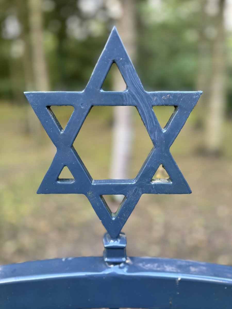BuettnerAndreas's tweet image. 75 Jahre Zentralrat der Juden in Deutschland – Ein bedeutendes Jubiläum
Heute vor 75 Jahren, am 19. Juli 1950, wurde der Zentralrat der Juden in Deutschland gegründet – als Stimme einer kleinen, überlebenden jüdischen Gemeinschaft inmitten eines zerstörten Landes, das eben noch…