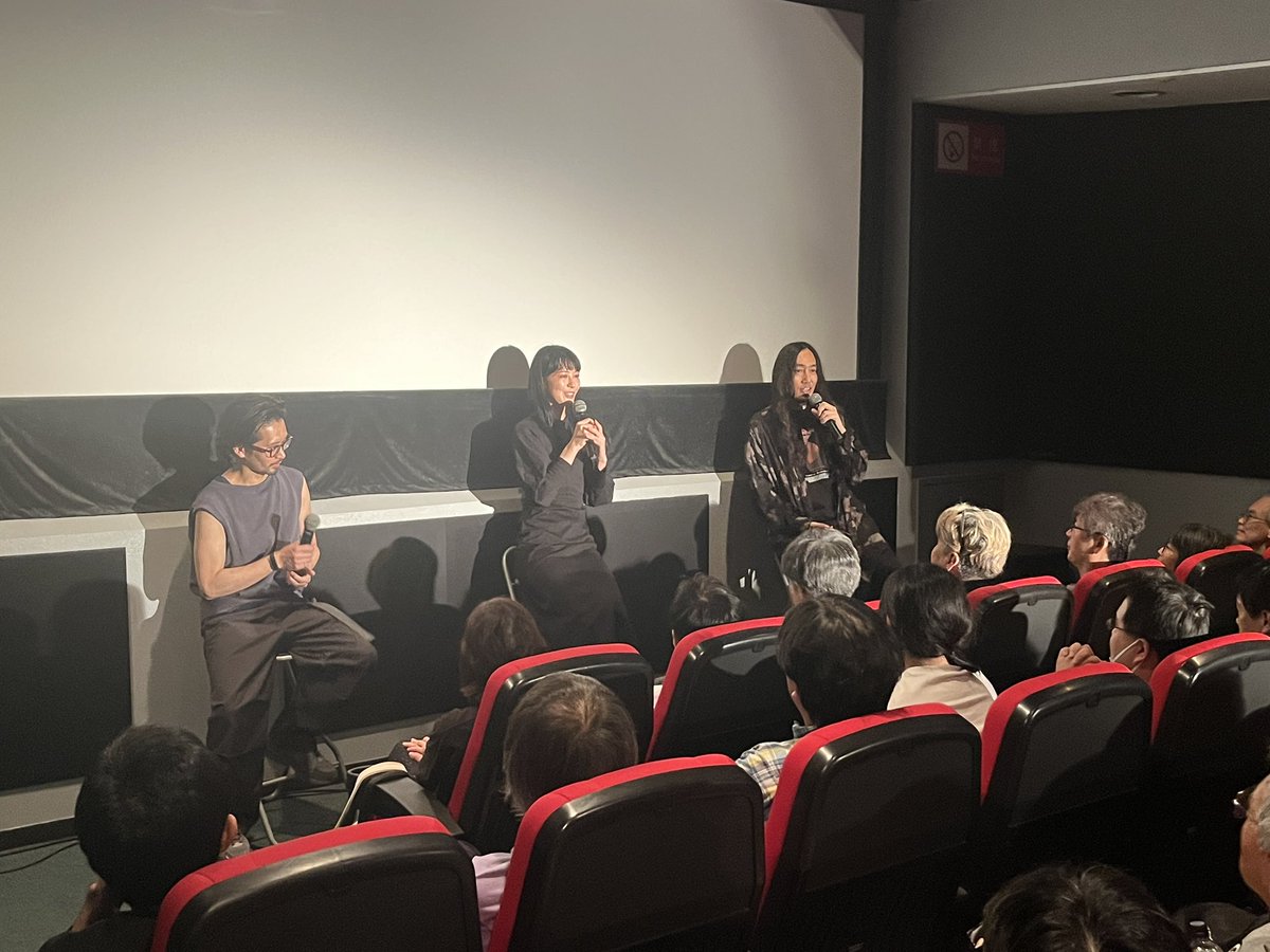 thirdwindow's tweet image. Keishi Kondo’s NEW RELIGION just opened in Japanese cinemas and lead actress @kahoseto06 was there to introduce it.
A wonderful Kiyoshi Kuosawa-esque new style of #Jhorror from @kkfilm_archive
Buy the region free bluray @Terracotta_Dist
Stream in the UK @Shudder_UK