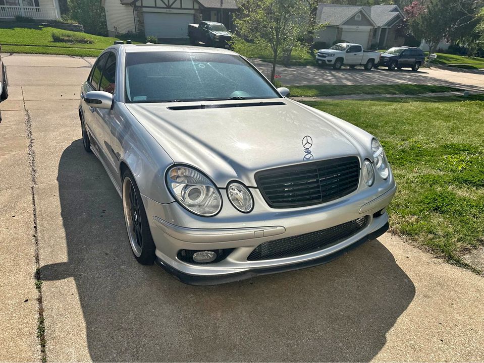 drivertodriver's tweet image. 2004 Mercedes-Benz E55 AMG: Moderately Modified, 5.4L Supercharged V8, RWD, Automatic. drivertodriver.com/car/-Nzp21V7vg…