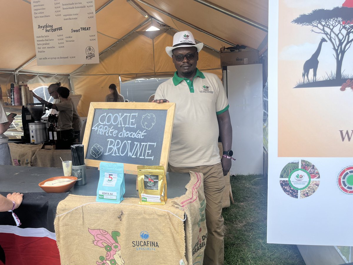 3/4
The coffee showcased—proudly supplied by New KPCU—represents the hard work of smallholder farmers across Kenya. It was an honour to share their craft with a global, sustainability-minded audience. 🙌🏾 #SupportFarmers #CoffeeWithAStory