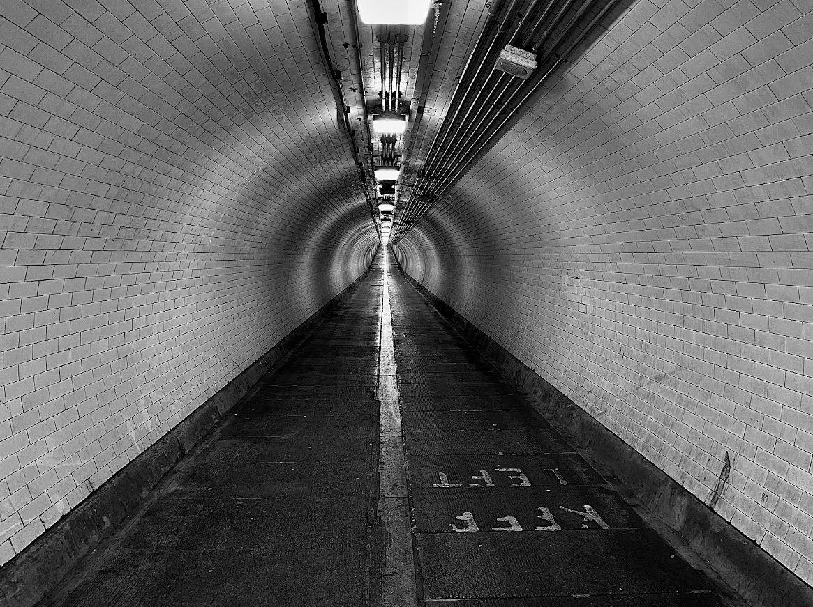 HooklandGuide's tweet image. Some say the Ashcourt Docks foot tunnel is haunted by construction workers. Others claim it's ghosted by those dead from climbing its 252 steps. I've even heard it's cursed by the spirit of the the River Casta itself. All I know, it gives me the collywobbles. – Sara Hawe #VOH