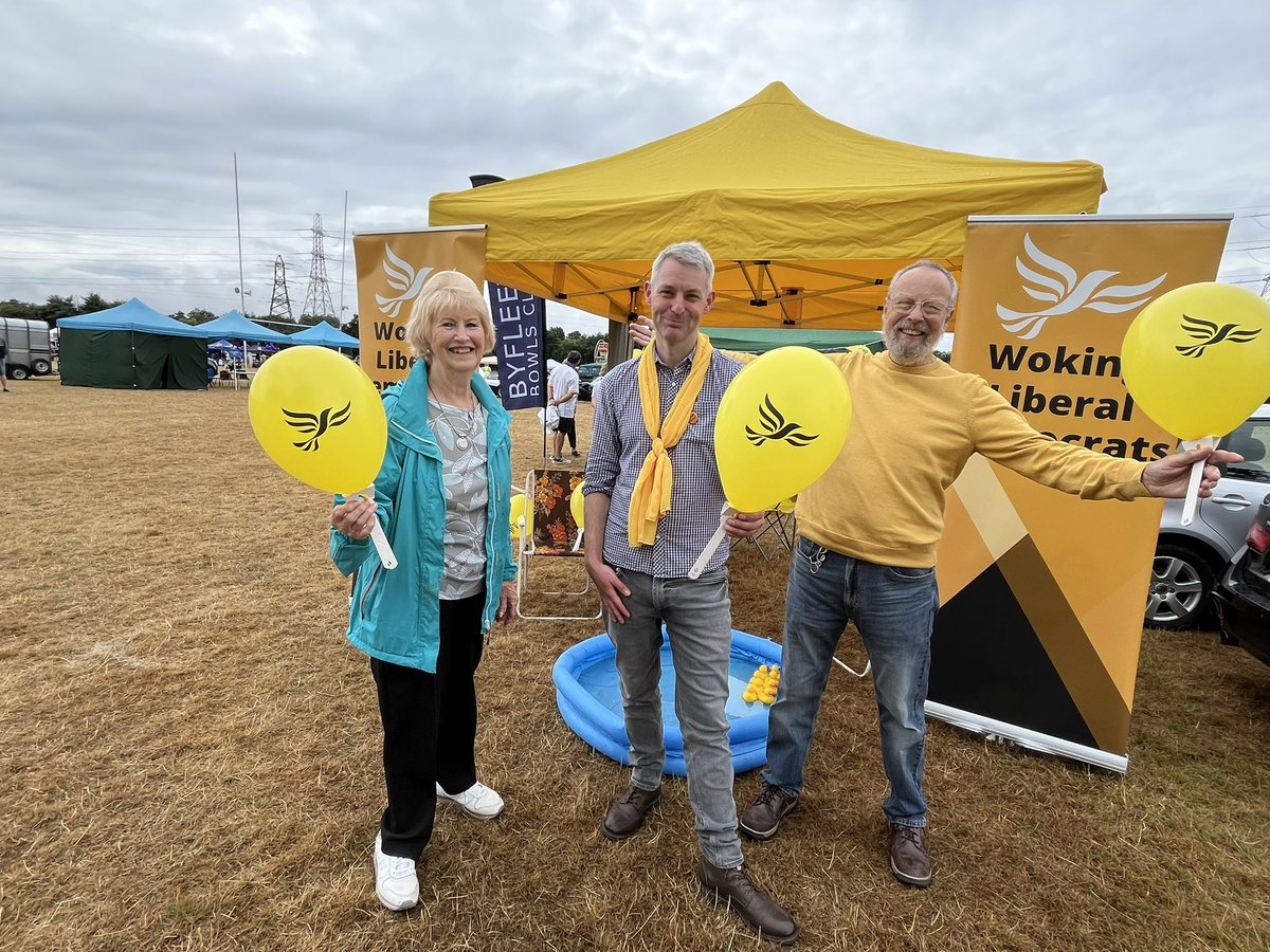 WillForster's tweet image. #Woking’s community spirit is so strong, I’ve been to four village fetes today! Byfleet Parish Day, Knaphill Village Show, Lakeview Fun Day and Woking Park Community Day were all amazing - well done to all the volunteers to make it all happen!