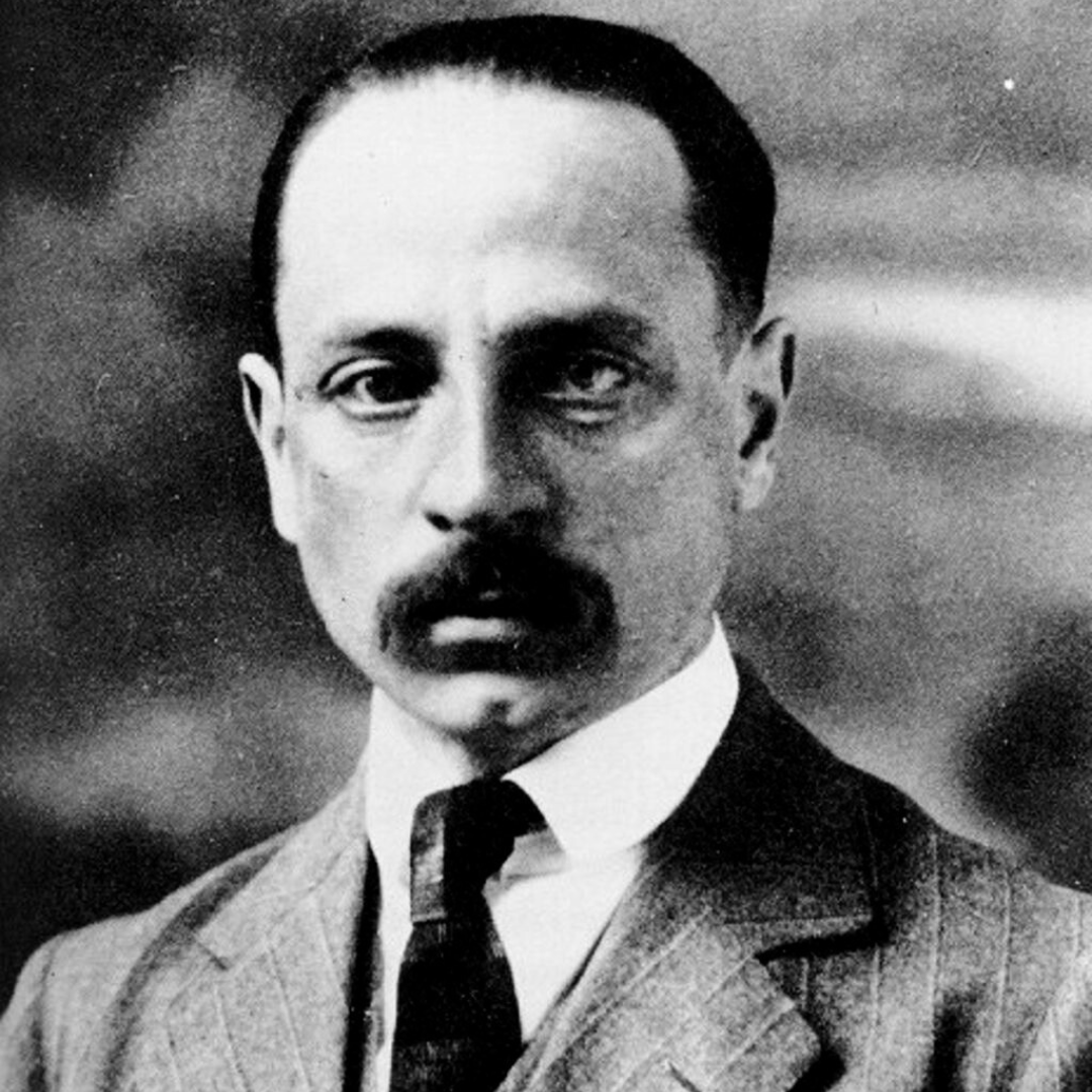 philosophors's tweet image. “Let everything happen to you: beauty and terror. Just keep going. No feeling is final.”
— Rainer Maria Rilke