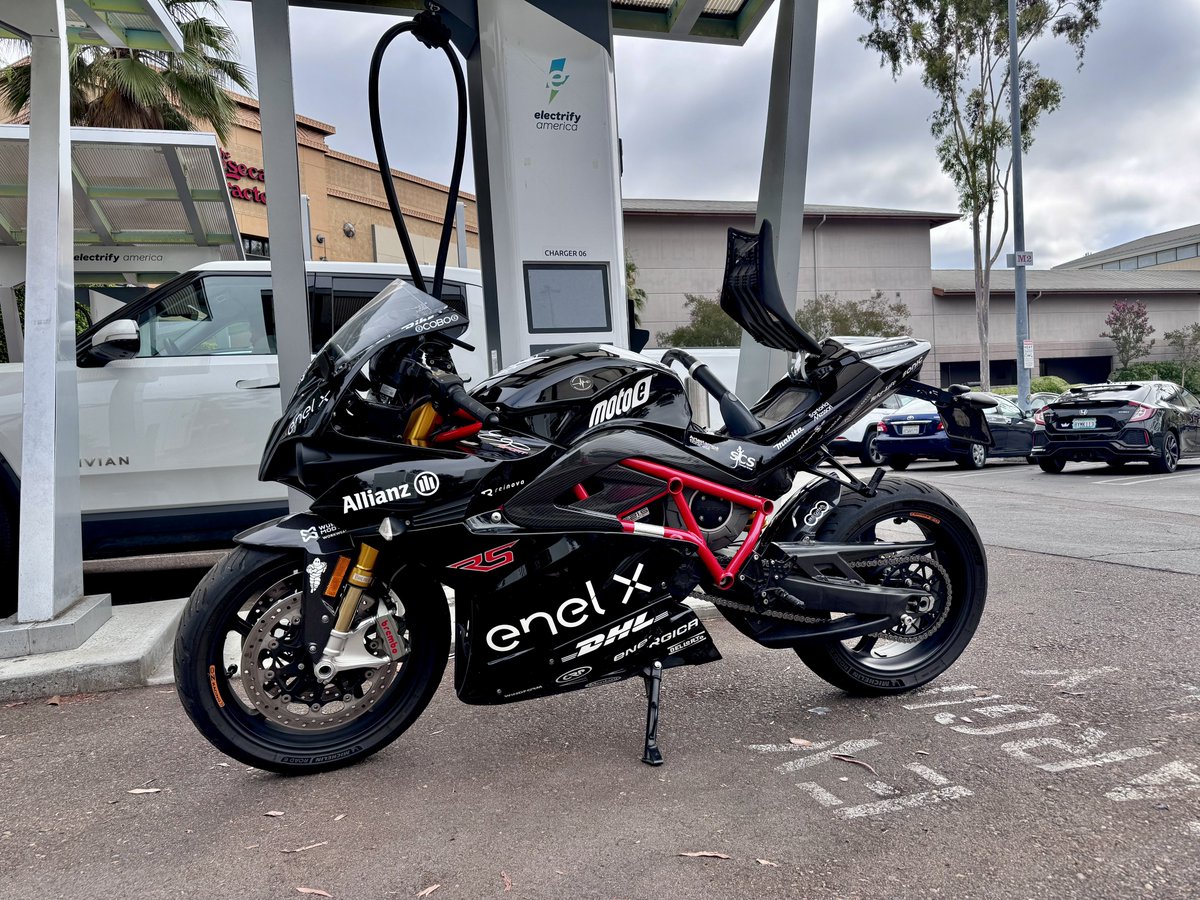 trons_twowheels's tweet image. “Hyper” fast charging the @EnergicaMotor this morning before heading out on a fun ride. Thanks @ElectrifyAm for the juice.