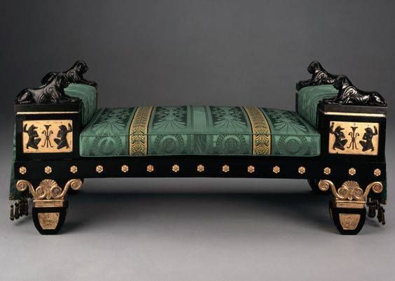 LeoDaVinciWave's tweet image. A Regency Egyptian Revival style settee designed by Thomas Hope.