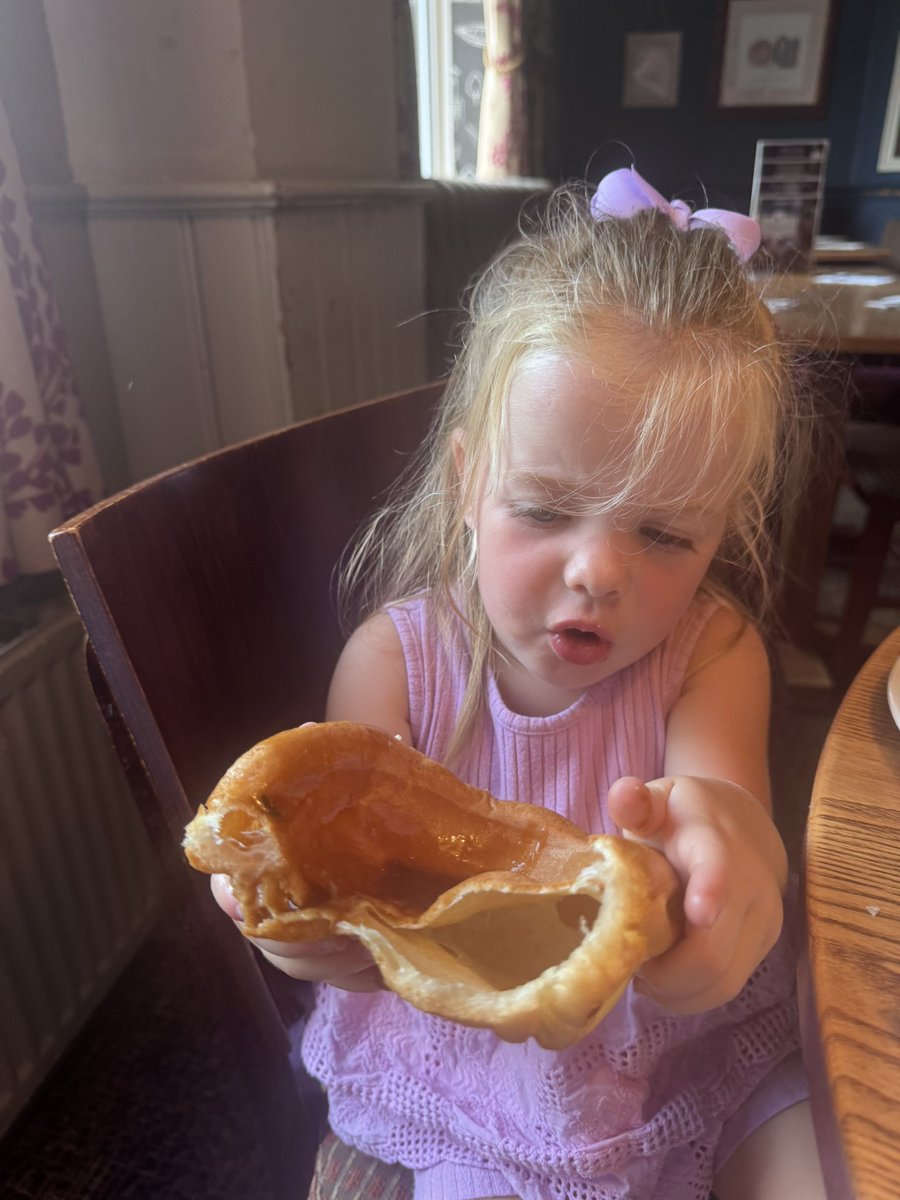 iamtomskinner's tweet image. You can’t beat a Kingsize Roast from Toby with the family. Different Class. Bosh❤️