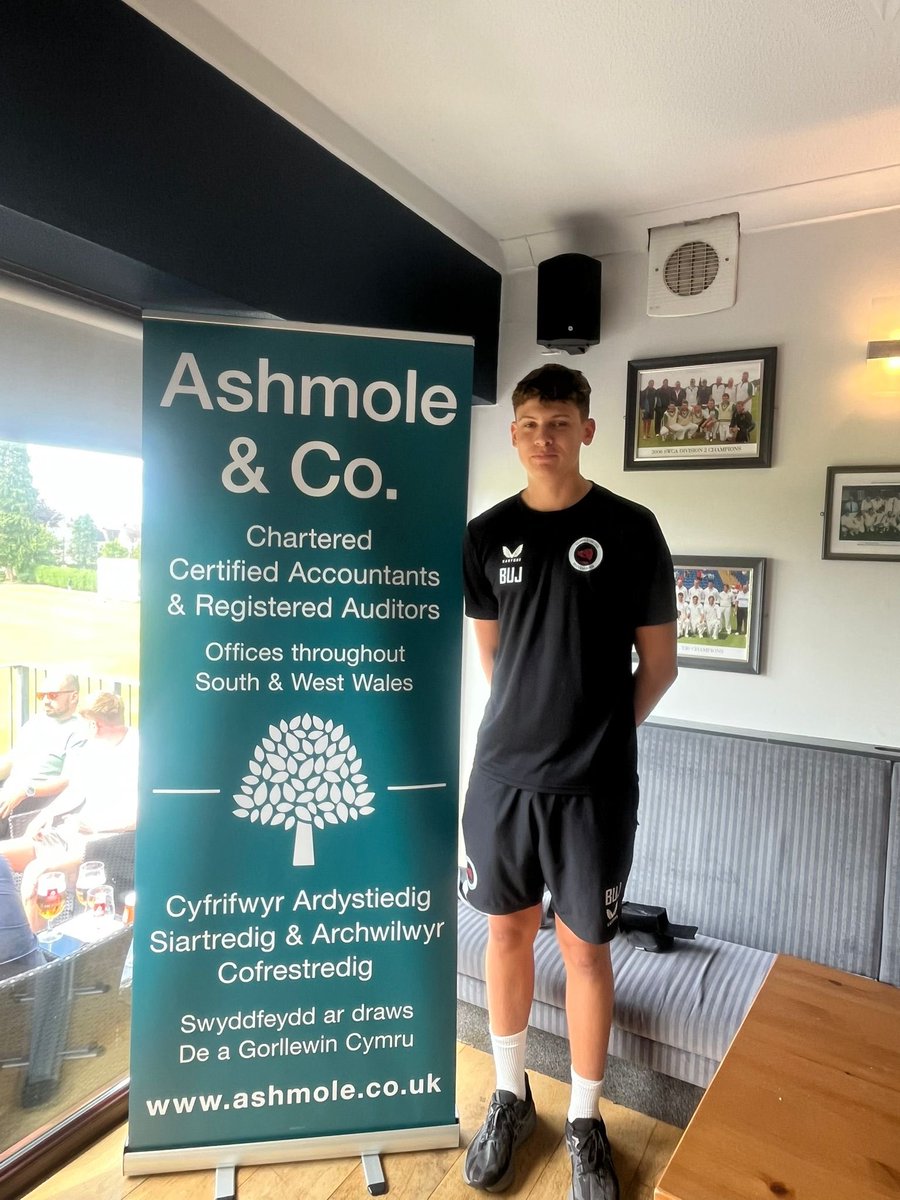 Ashmole &amp; Co’s Ammanford office are proud sponsors of Ammanford Cricket Club’s home match today 🏏 

Delighted to see one of our trainee accountants, Charlie Bujega, playing for Ammanford 👌🏻