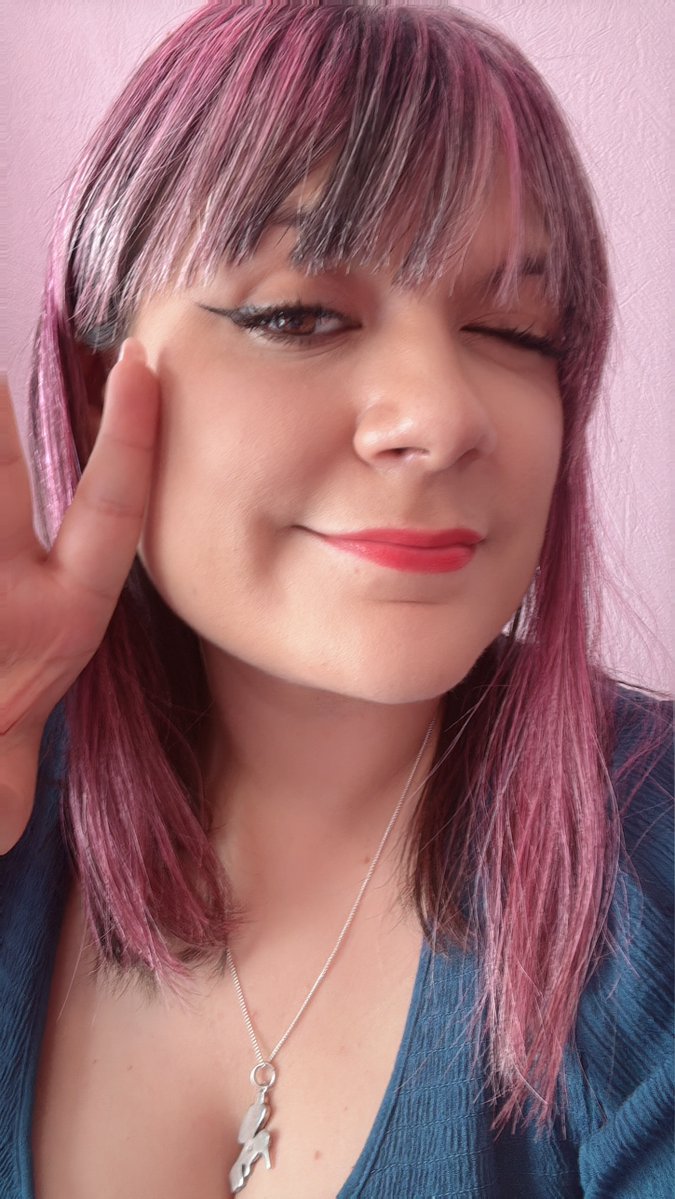kaorinchan's tweet image. Et voilà ! Un an de plus et un prénom modifié par le pouvoir du pâtissier. En tout cas, super gâtée et ma journée est pas encore finie 🥰